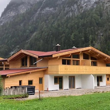 Holiday home Brilliant Holiday In Tyrol With Garden *
